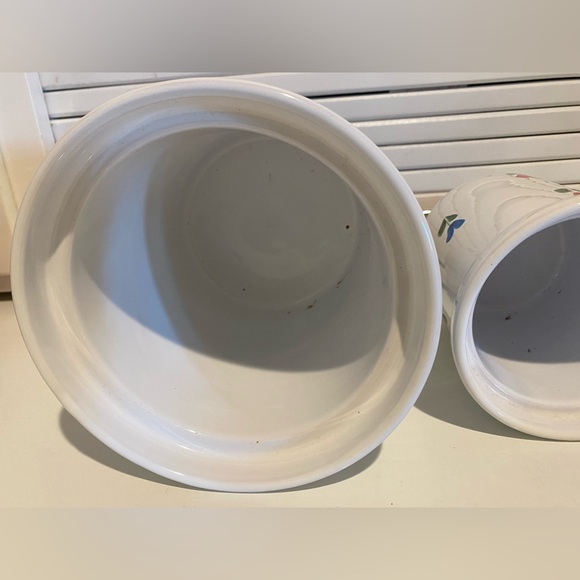 Vintage Tulip Canisters Set Of 3 With Lids Made in Italy Pottery Glazed - Picture 4 of 10